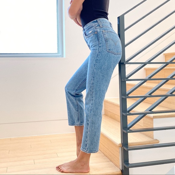 Levi's Wedgie Straight Jeans - Picture 3 of 13